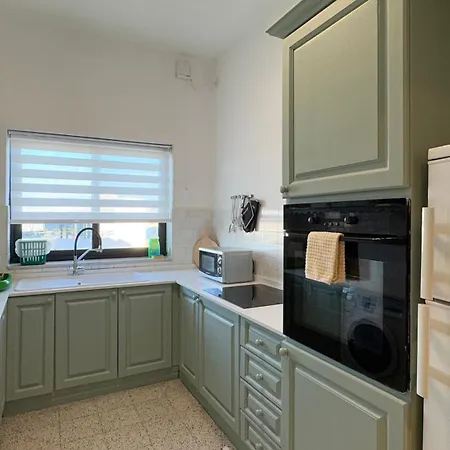 Lejlighed Spaciously Cosy 3bd In - Yacht Marina & Valletta Views *