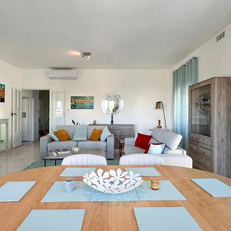 Spaciously Cosy 3bd In - Yacht Marina & Valletta Views