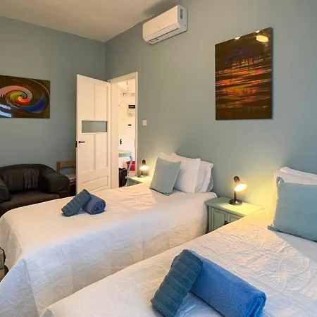 Spaciously Cosy 3bd In - Yacht Marina & Valletta Views Apartment