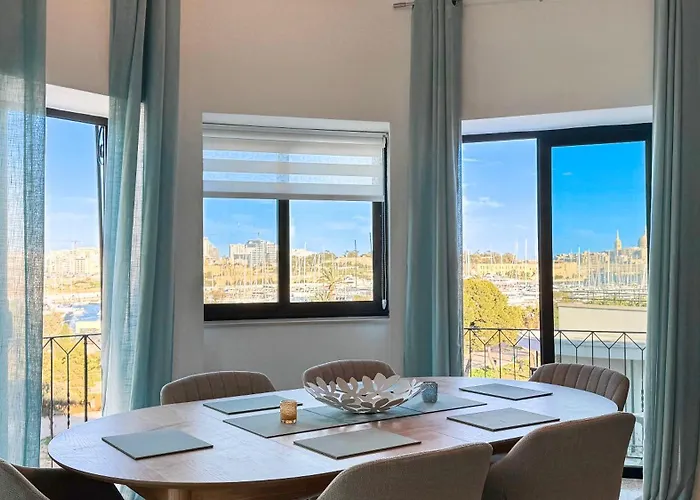 Apartment Spaciously Cosy 3bd In - Yacht Marina & Valletta Views Ta Xbiex
